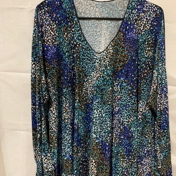 3/$28❤️custom made multicolor loose, fit extra-large, long sleeve blouse - Picture 2 of 5